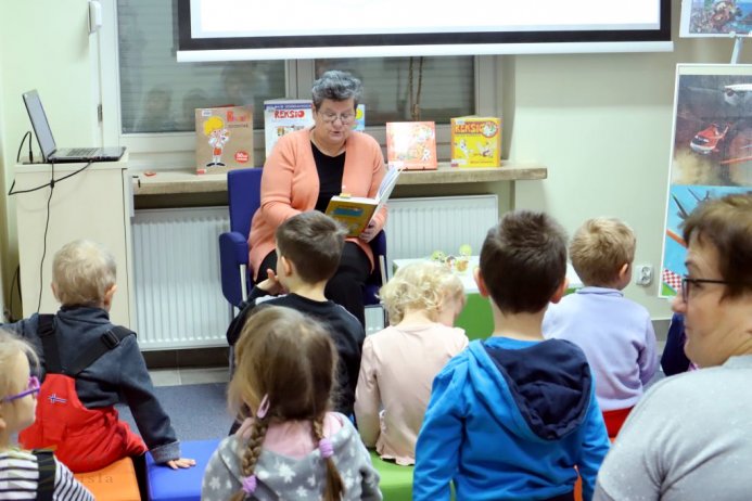 Czytanie na śniadanie